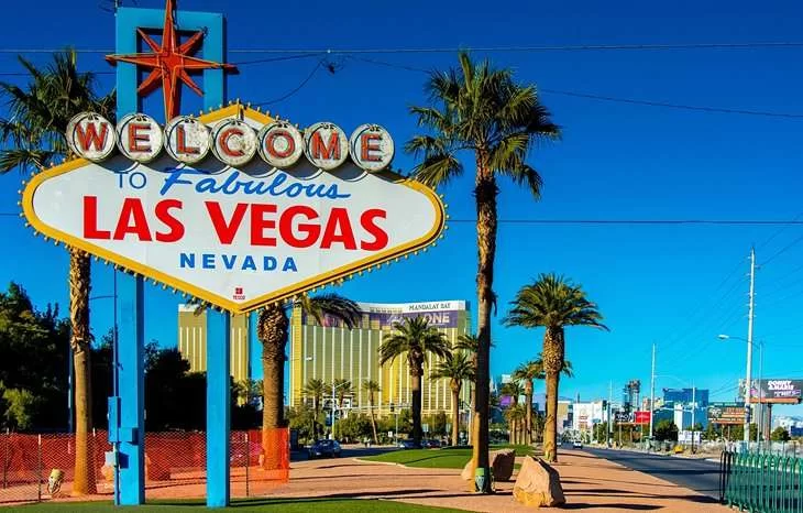 02. Las Vegas